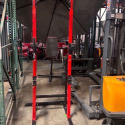 New In Box- 550 Ibs capacity Pull Up Bar Tower Dip Stands Fitness Exercise