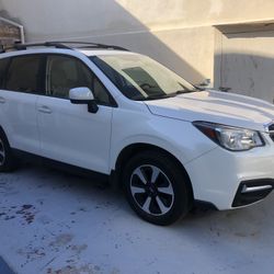 2017 SUBARU FORESTER AWD