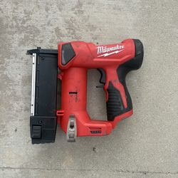 Finish nail gun