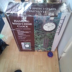 Hanging Wind Chime Clock