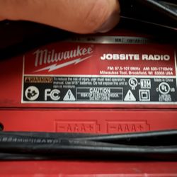 Jobsite radio milwaukee 