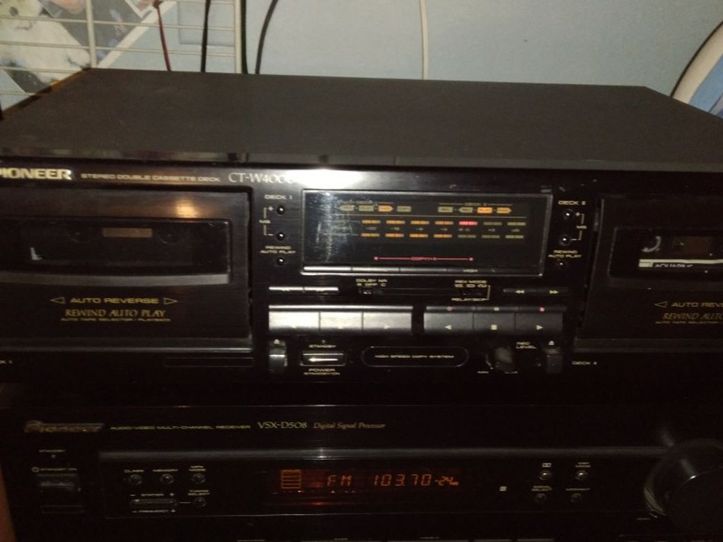 Pioneer VSX-D508 A/V Multi Channel Receiver And Dual Tape Player