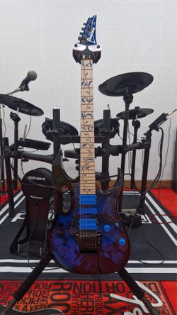 Ibanez JEM77P BFP Steve Vai Signature Premium Blue Floral Pattern!