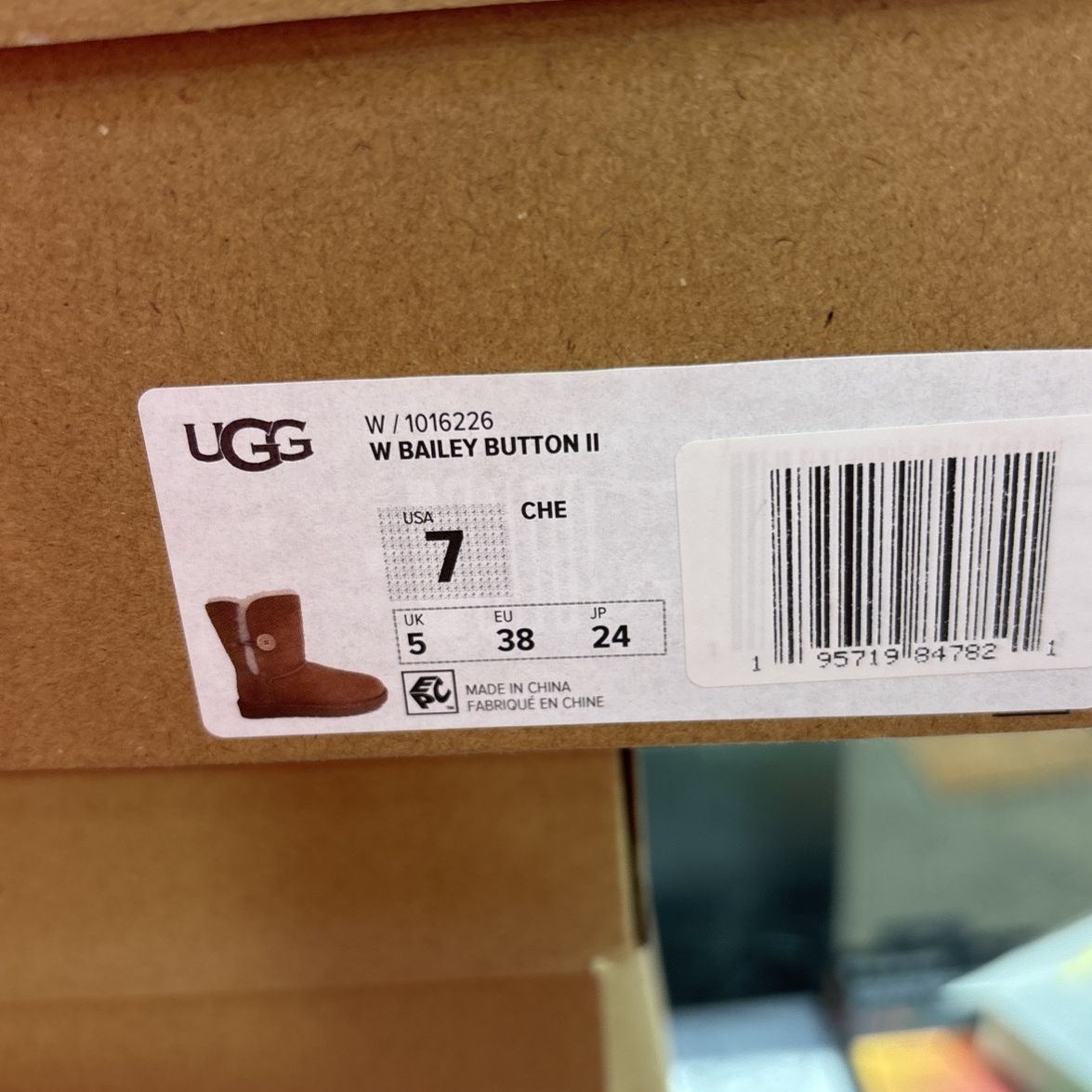 UGG