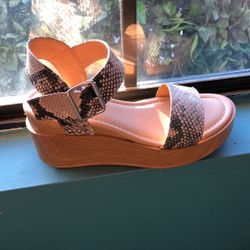 Wedges Sz 8