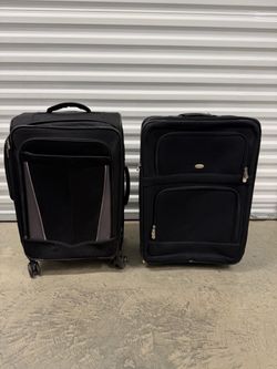 2 luggage 26 1/2’