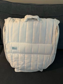 Portable Baby Bassinet / Sleeper
