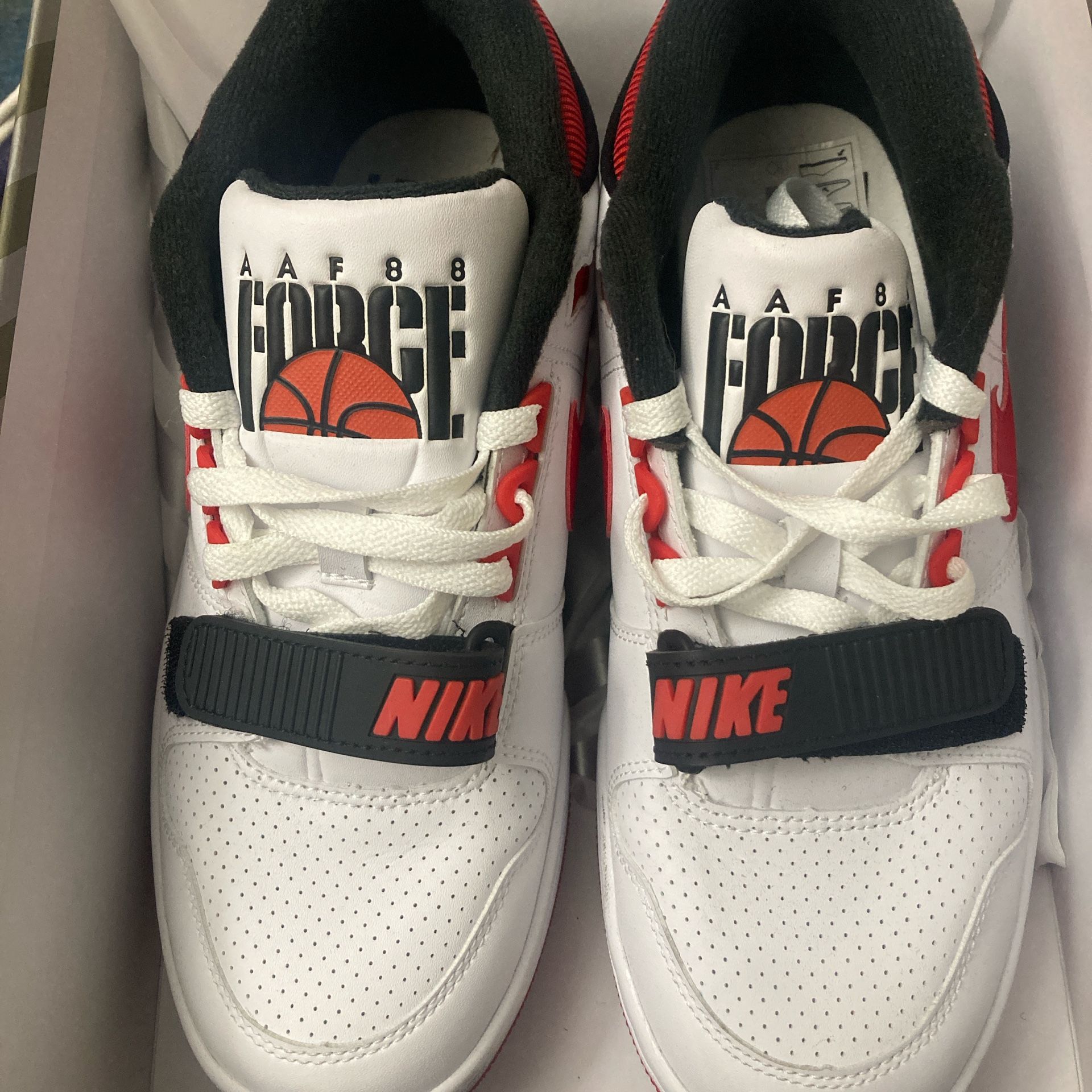 Nike Air Force 88