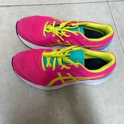 ASICS Big Kid Size 6.5