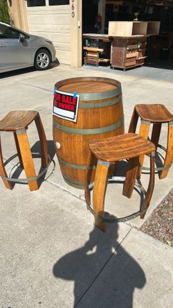 Wine Barrel and 4 Stools