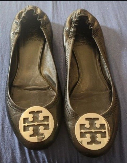 Tory Burch Flats Silver Logo