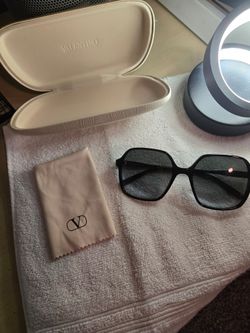 New Valentino sunglasses womens black