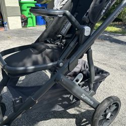 UPPABABY Vista Stroller 