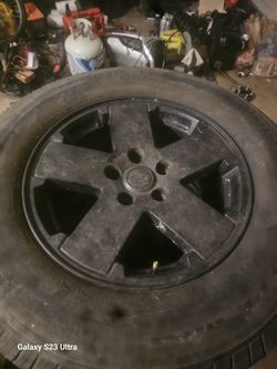 4x 18" JEEP Rims With Tires 