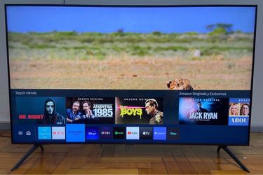 2024 Samsung 55 inches smart tv 4k