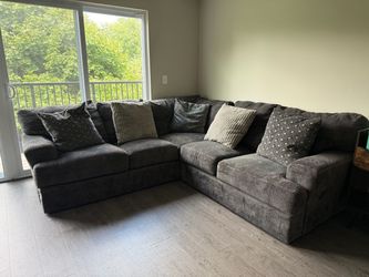 L SHAPE COUCH
