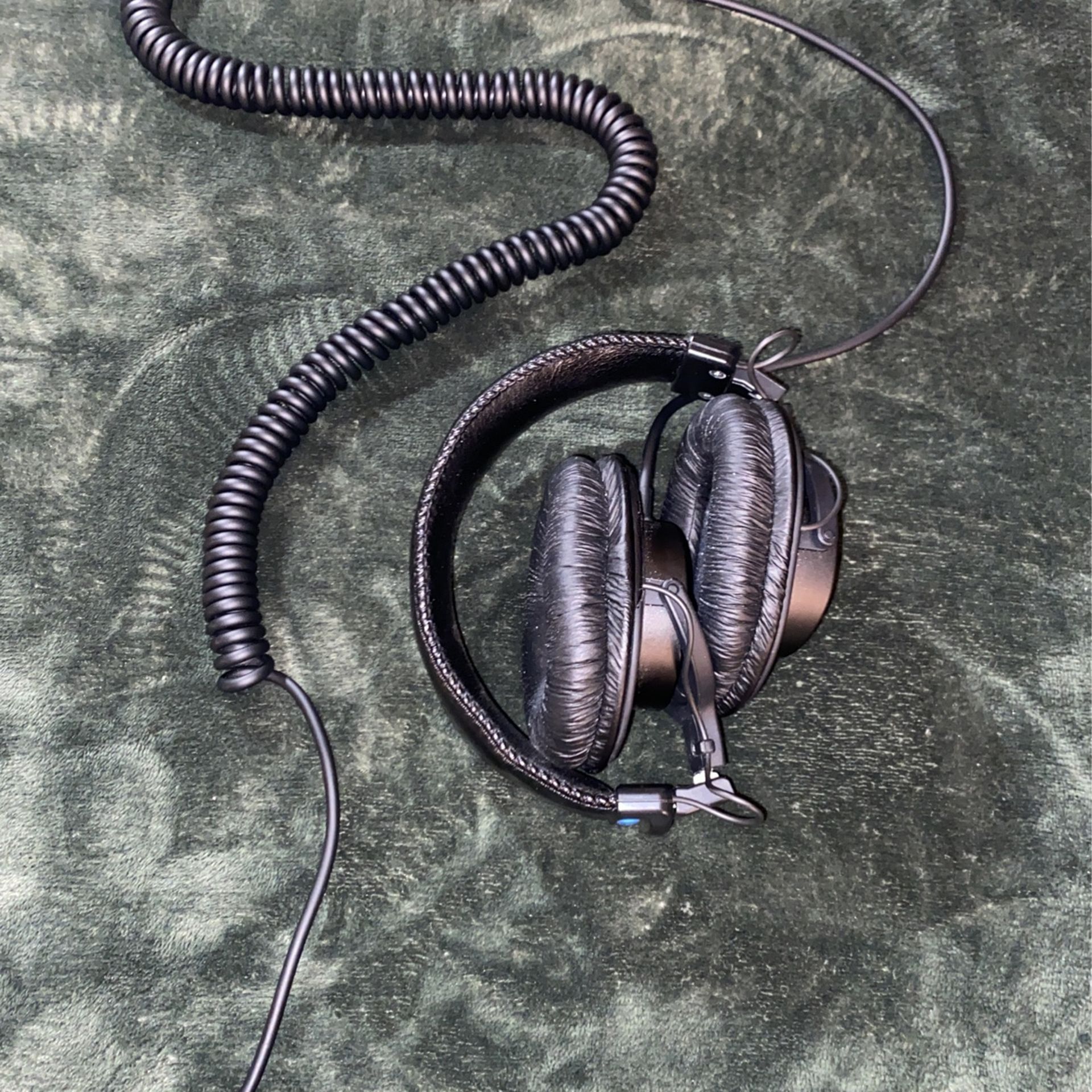 Sony MDR 7506 Professional Large Diaphragm Headphone