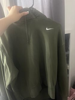 olive green nike hoodie