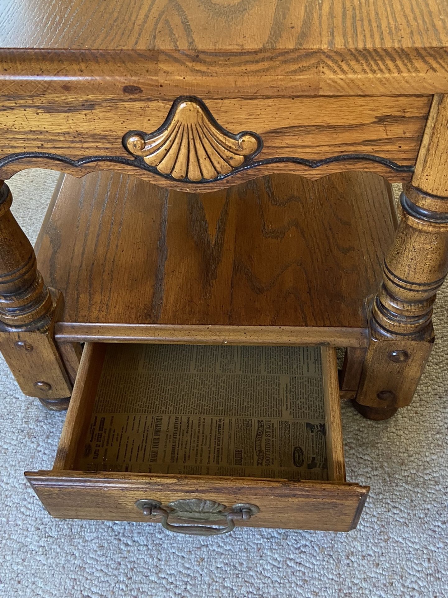 Coffee table and end table in good condition