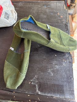 Women’s toms