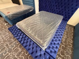 BRAND NEW Beautyrest World Level 3 extra firm  queen mattress