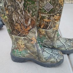 Mucks Hunting Boots
