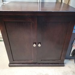 Litter  Box Cabinet 