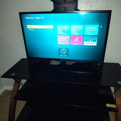 Hisense Roku HD Smart TV With Stand 