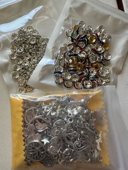 200 piece rondelle beads and Jialeey Tibetan Silver Charms