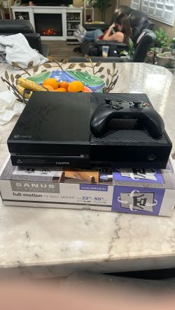 Xbox one with one controller