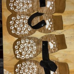 New Condition 1 Pair (4) Large/XL Dog Booties Socks With Velcro Straps