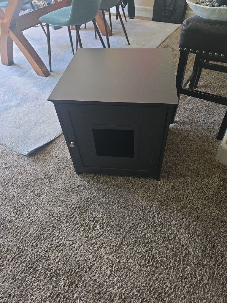Cat Cubby Side Table