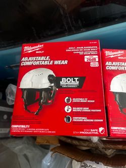 Milwaukee Bolt Earmuffs