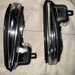 2017 OEM Tacoma Mirror Turn Signals