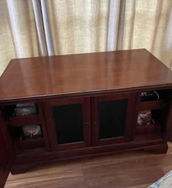 Cabinet / TV Stand