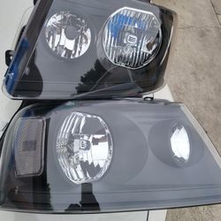 04-08 Ford F-150 black Headlights