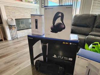 Ps5 pro bundle disc drive, pulse elite, ps portal, extra controller
