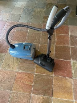 Vacuum: Miele L1