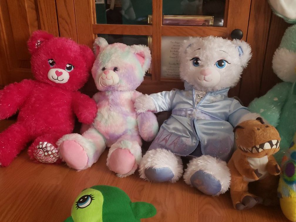 3 Build A Bear And 7 Extras ( Sold As Lot )