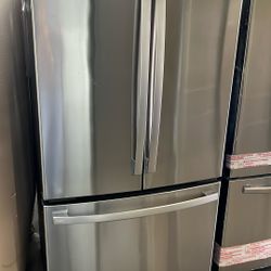 NEW OPEN BOX GE COUNTER DEPTH FRENCH STYLE REFRIGERATOR 