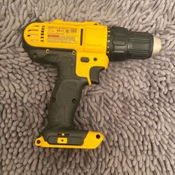 NEW DEWALT DCD771 20V Cordless Drill/ Driver (Tool Only)