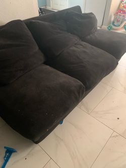 Sectional couches