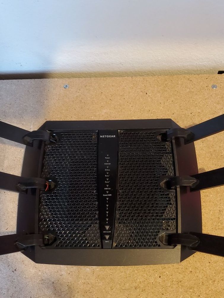 Netgear Nighthawk X6 AC300 Tri-band Router