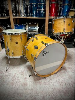 Vintage 60s Gretsch Round Badge Drum Set