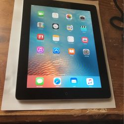 Apple iPad 2 16GB GB WiFi Tablet 9.7”