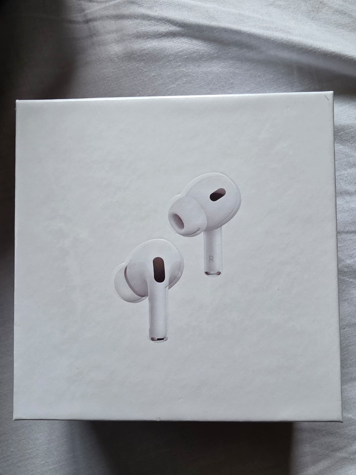 Apple AirPods Pro (2nd Generation) with MagSafe Charging Case (USB-C)