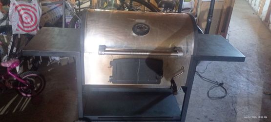 BBQ GRILL