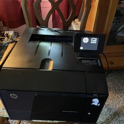 HP Lasar Jet Pro 200 Color  Printer M251