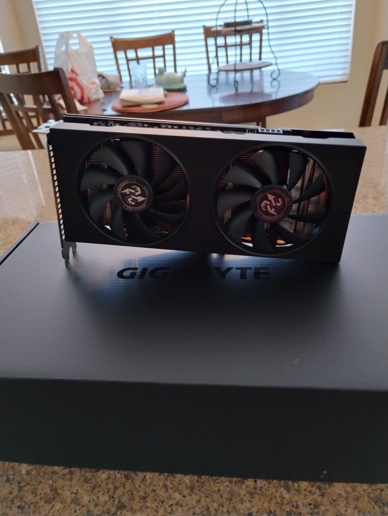 Amd Rx 5600 - Peladn Branded