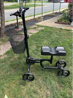BodyMed Folding Knee Walker for Ankle & Foot Injuries
